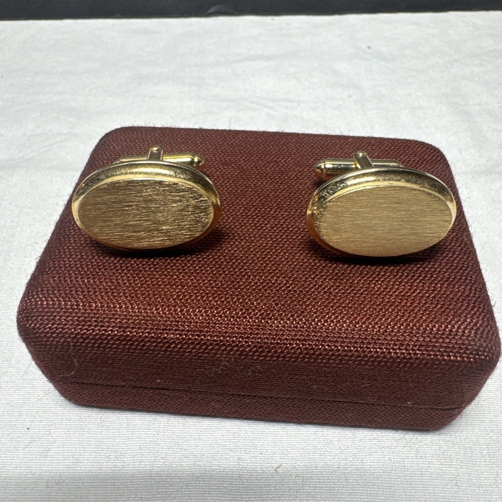 Vintage Anson Oval Goldtone Cufflinks Pair signed